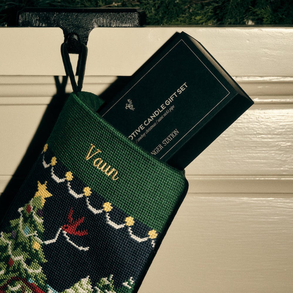 THE HOLIDAY VOTIVE MINI CANDLE GIFT SET - Image 2